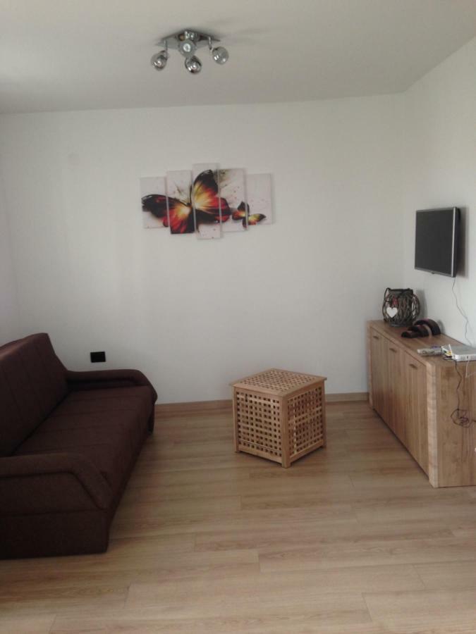 Residence4A-Appartamento Bianco Ravni Extérieur photo